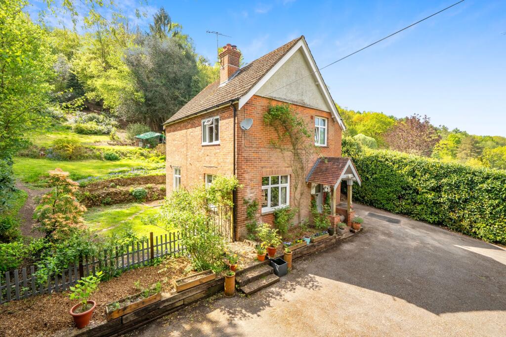 Main image of property: Marley Combe Road, Haslemere, GU27