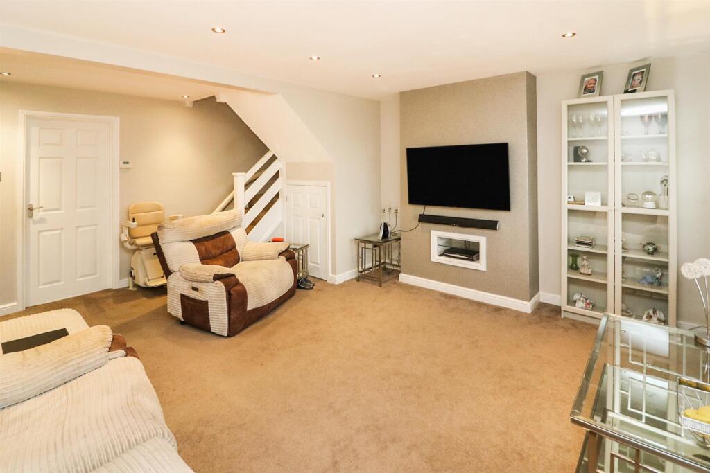 Bramley Way, Mayland photo 3