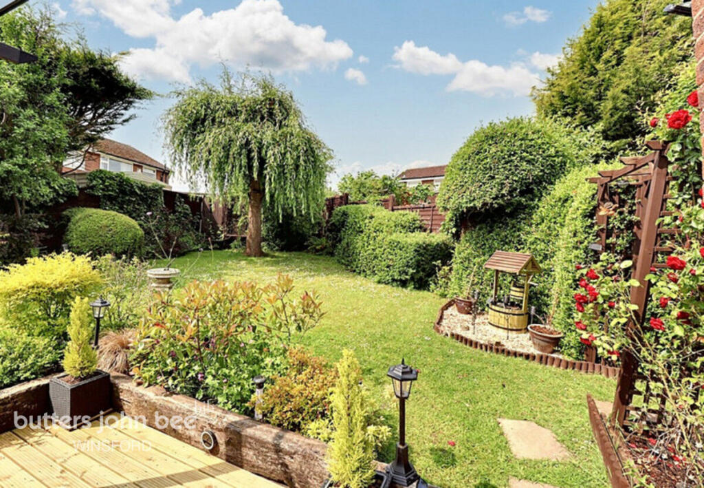 Muirfield Drive, Winsford photo 2