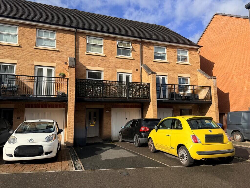 4-bed house on Avalon Drive, Chellaston, £265,000