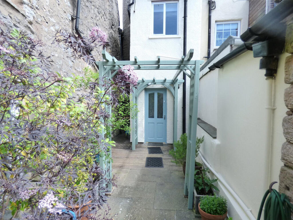 Main image of property: 32A Market Street, Kirkby Stephen, CA17 4QW