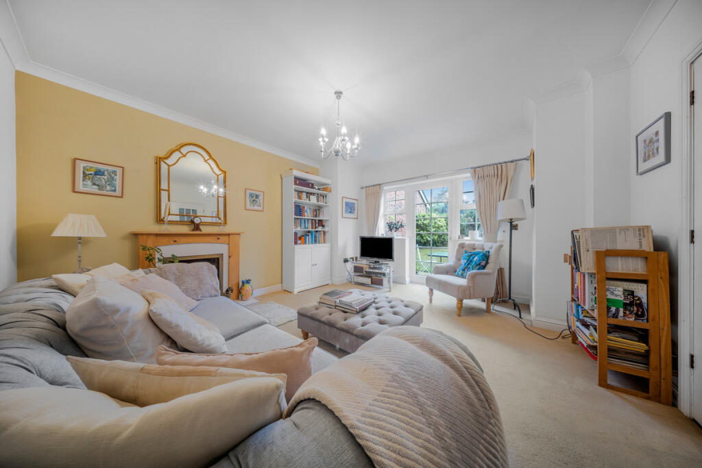 House in Willaston, Stapeley Gardens, Stapeley and District - More