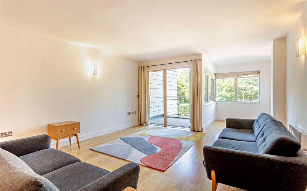 Apartment in Cambridge, The Willows, Chesterton - More