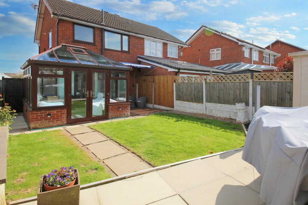 Woodhead Grove, Wigan, WN3 photo 4