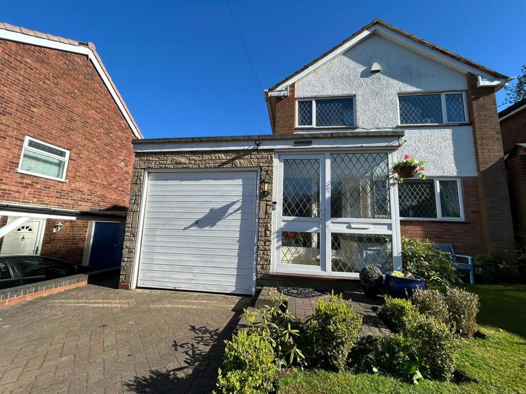 Main image of property: Ridgeway, Aldridge, Walsall