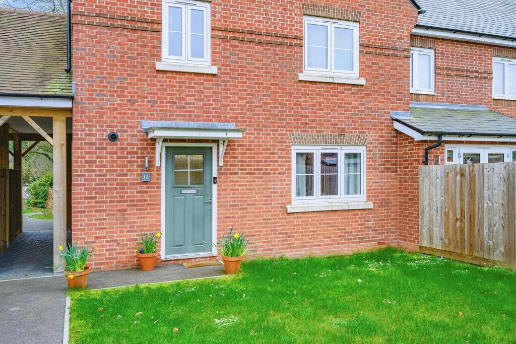 Main image of property: Heron Mews, Bourne End, Hemel Hempstead