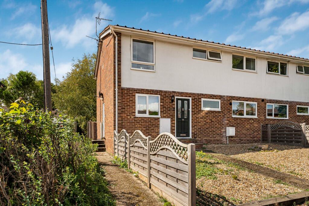 Main image of property: Beechwood Road, Alton, Hampshire