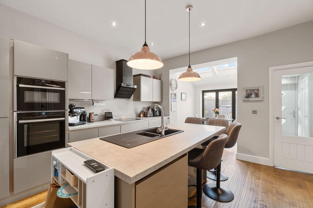 Waverley Terrace, Hipperholme, HX3 photo 4