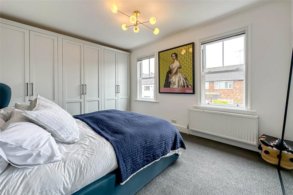 House in Harpenden, Southdown - More