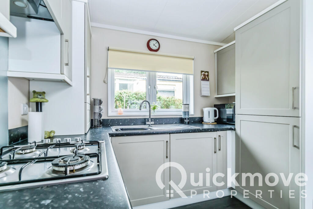 House in Tonbridge - View 4