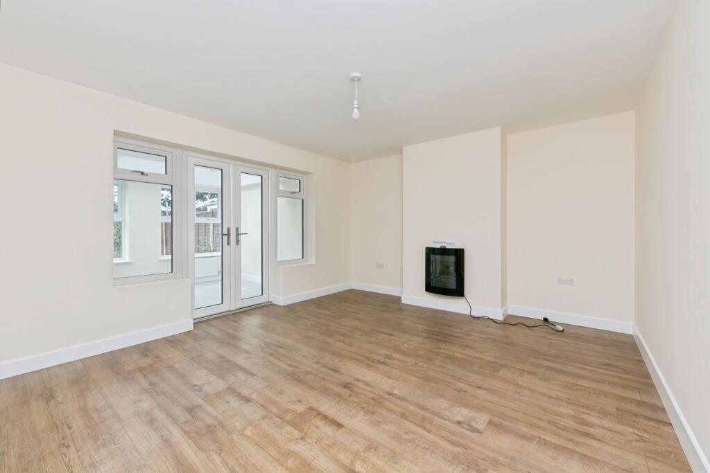 House in Crewe, Coppenhall - View 2