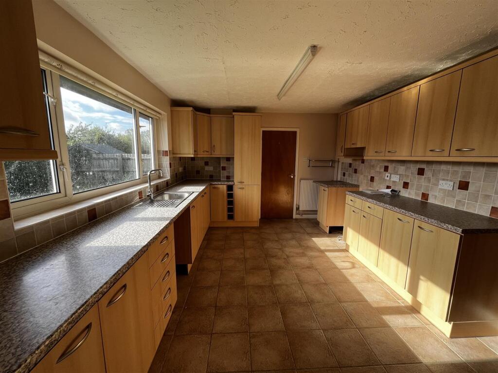 House in Ipswich - View 2