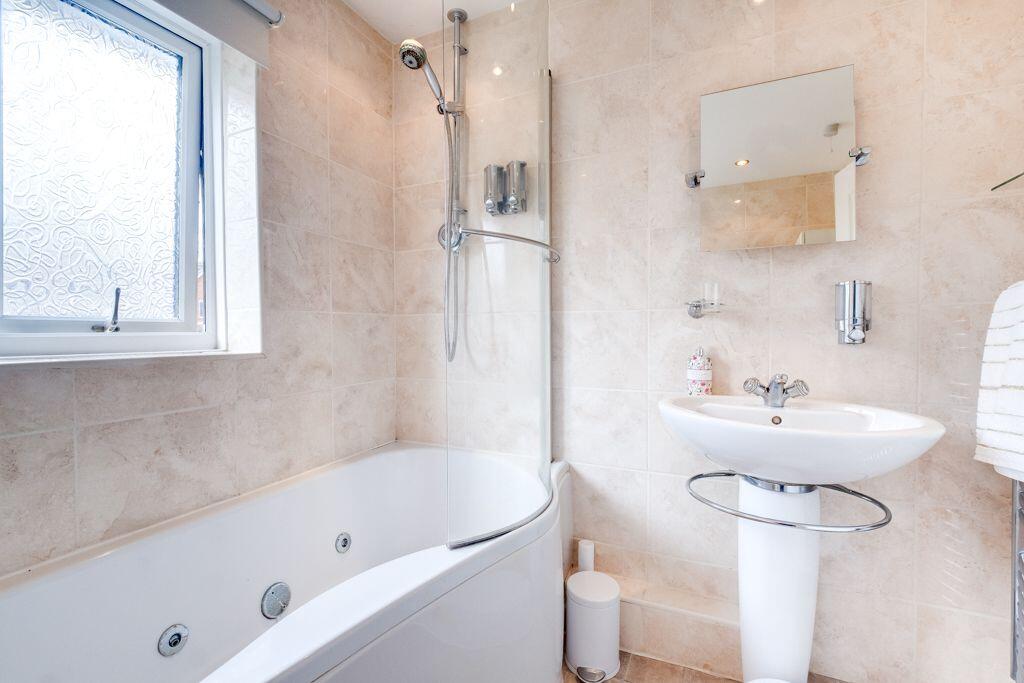 Additional image 12 of Orchard Close, Dosthill, B77 1NB