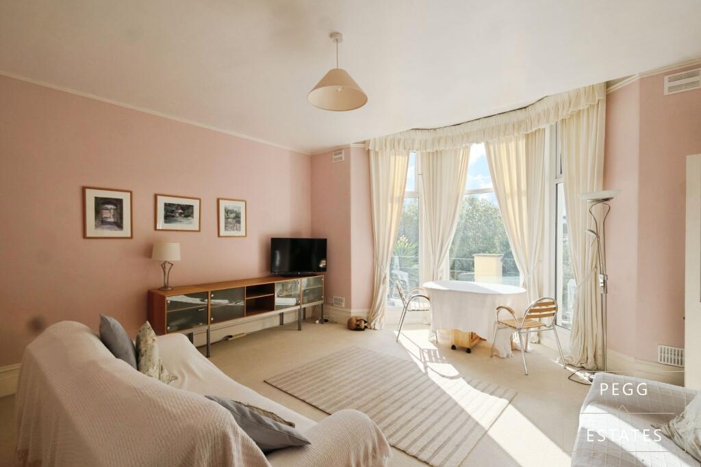 Apartment in Torquay - View 5