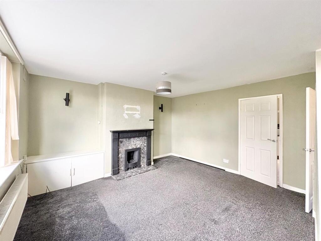 House in Wigan, Westleigh - View 2