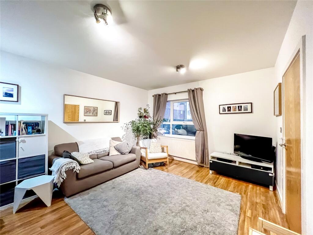 Robert Harrison Avenue, West Didsbury, M20 photo 3