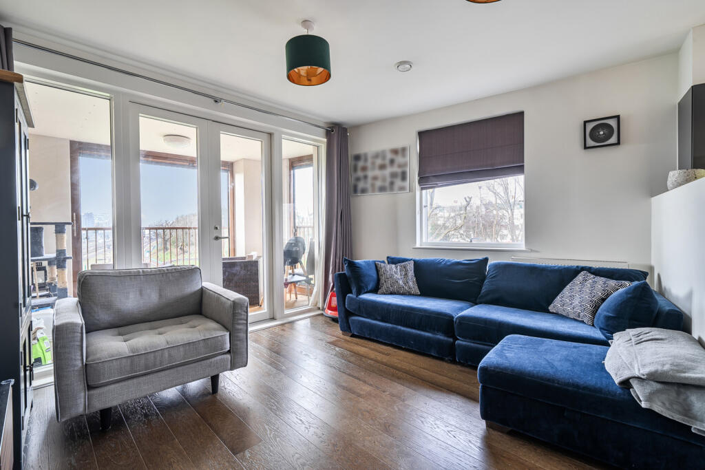 Apartment in London - View 5