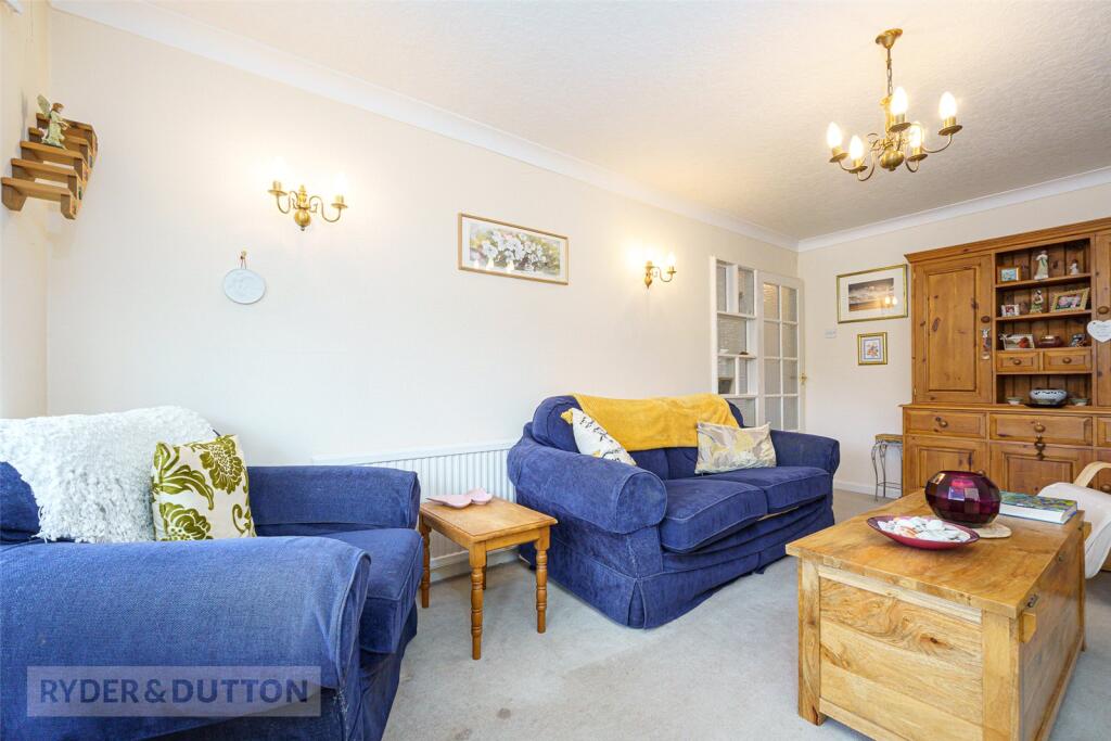 House in Huddersfield, Dogley Lane, Kirkburton - More