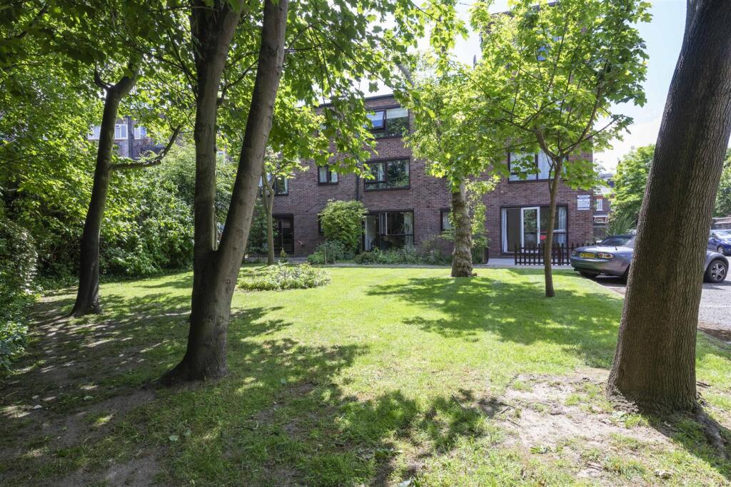 Main image of property: Grangewood, Upper Richmond Road, London