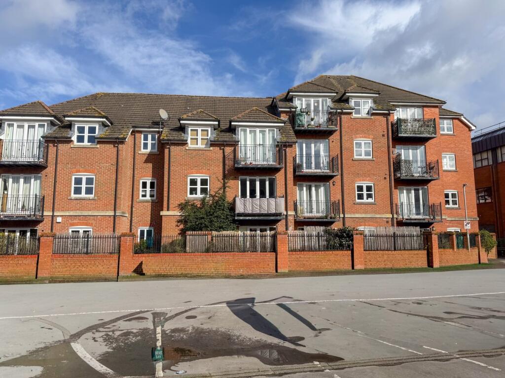 Main image of property: Market Street, Newbury, RG14