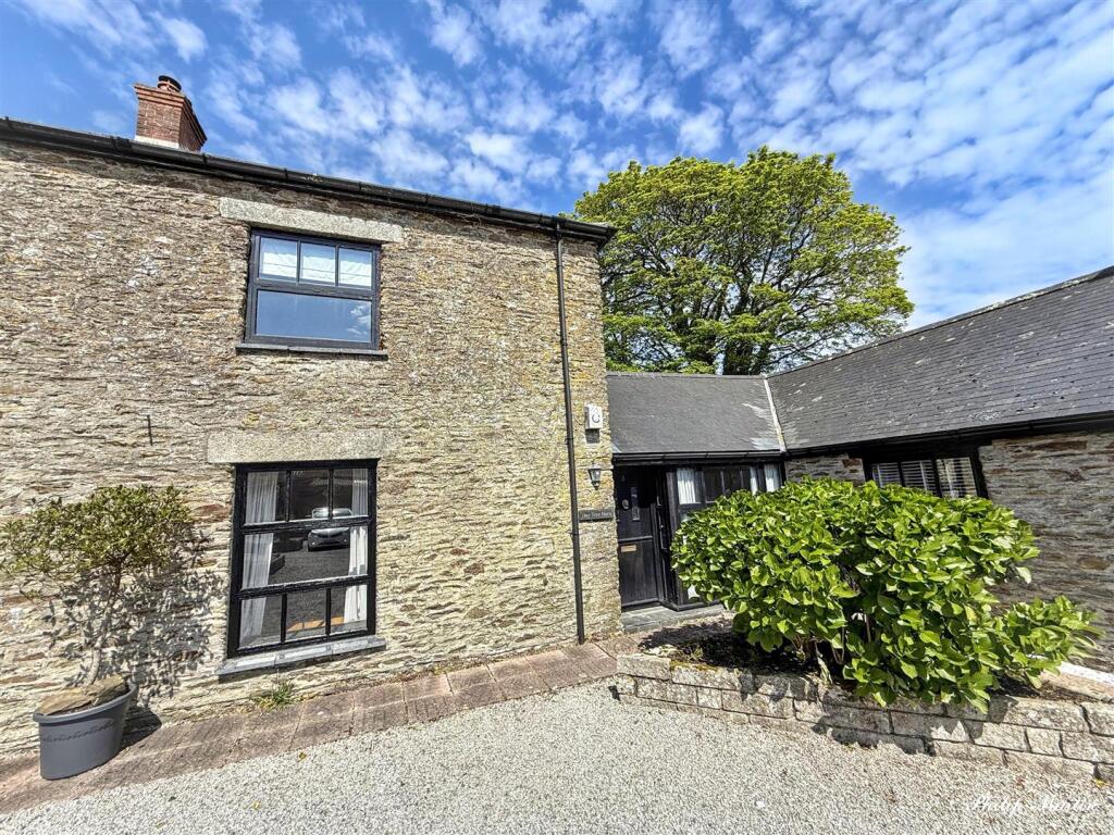 3-bed house on Tregonhayne Court, Tregony, £495,000