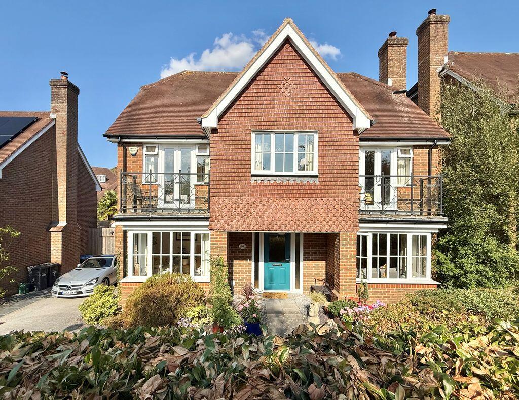 Main image of property: The Dell, Cuckfield