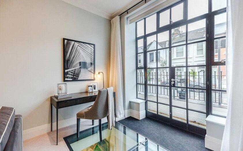 Apartment in London - View 3