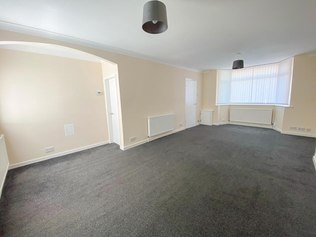 Dyas Avenue, Birmingham photo 3