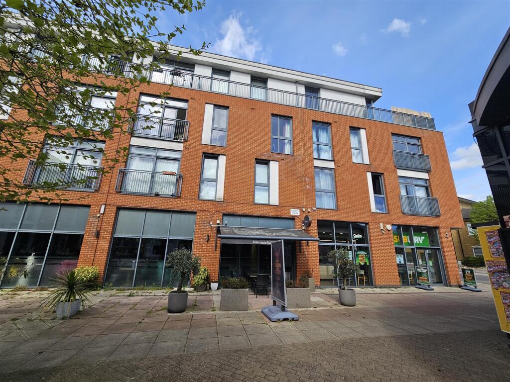 Main image of property: Guildford Street, CHERTSEY
