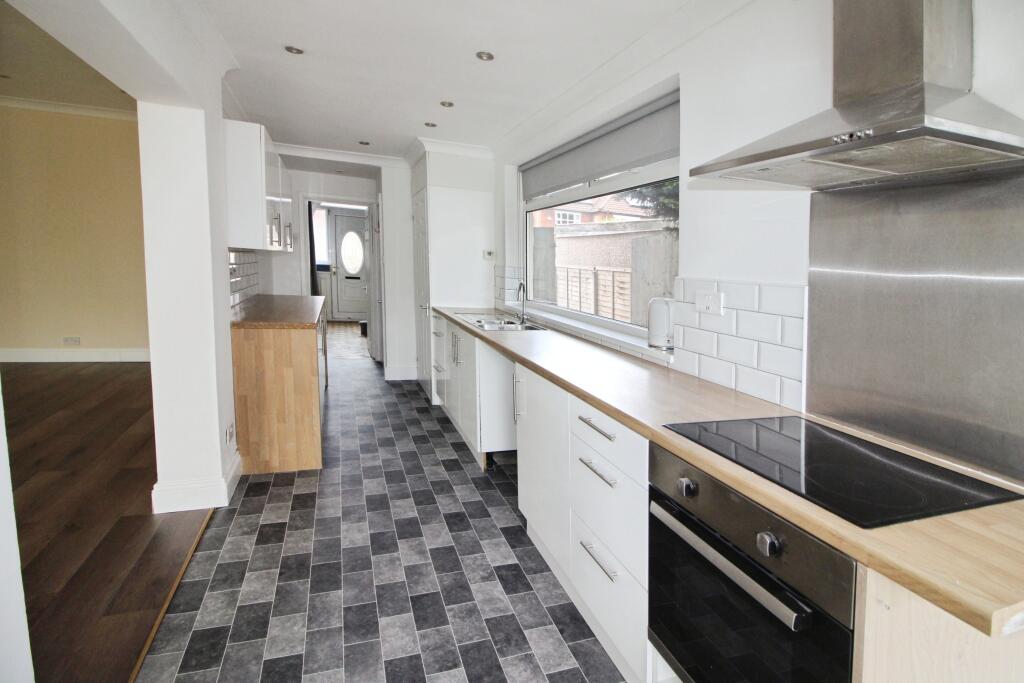 House in Doncaster - View 4
