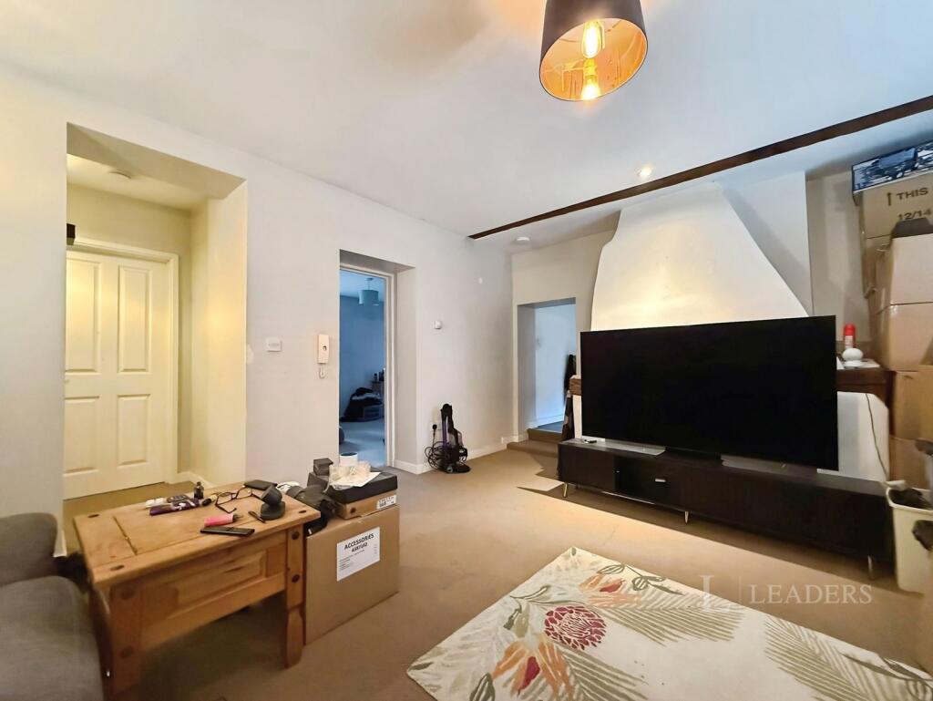 Apartment in Norwich - View 3