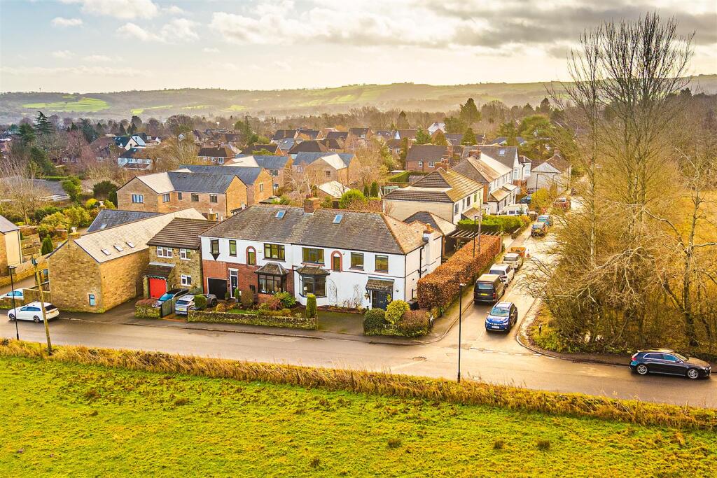 Main image of property: 37 Brickhouse Lane, Dore, S17 3DQ