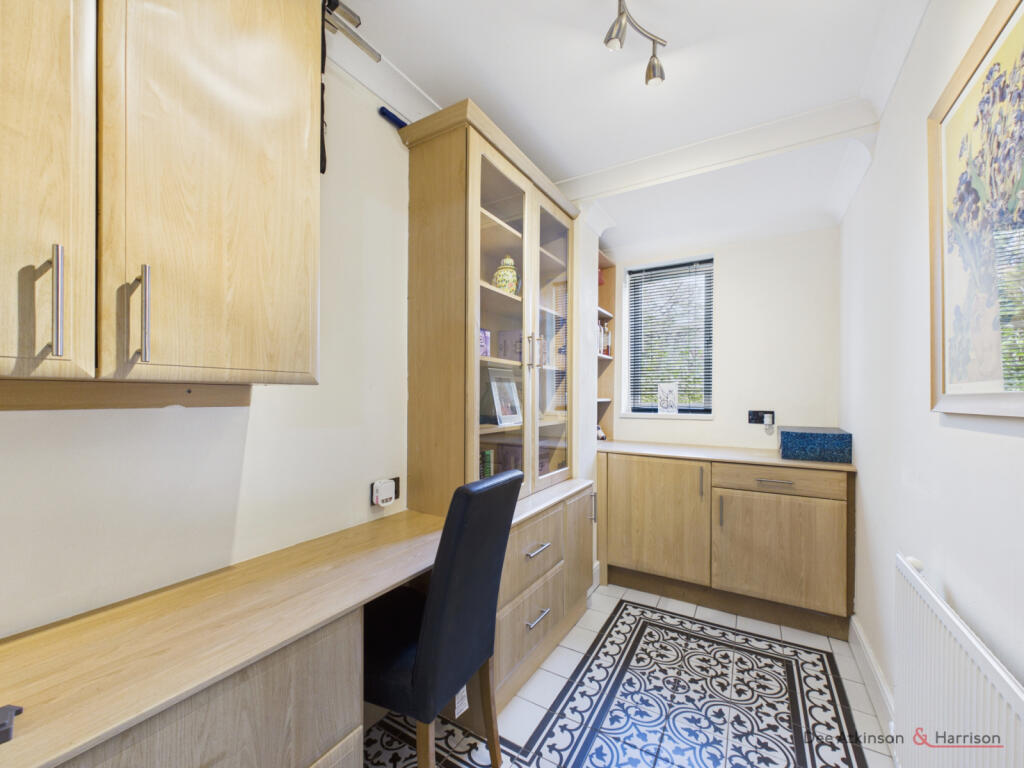 House in Hull - View 5