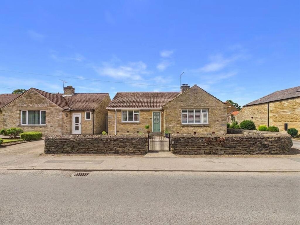 Main image of property: Garth End Road, West Ayton, YO13