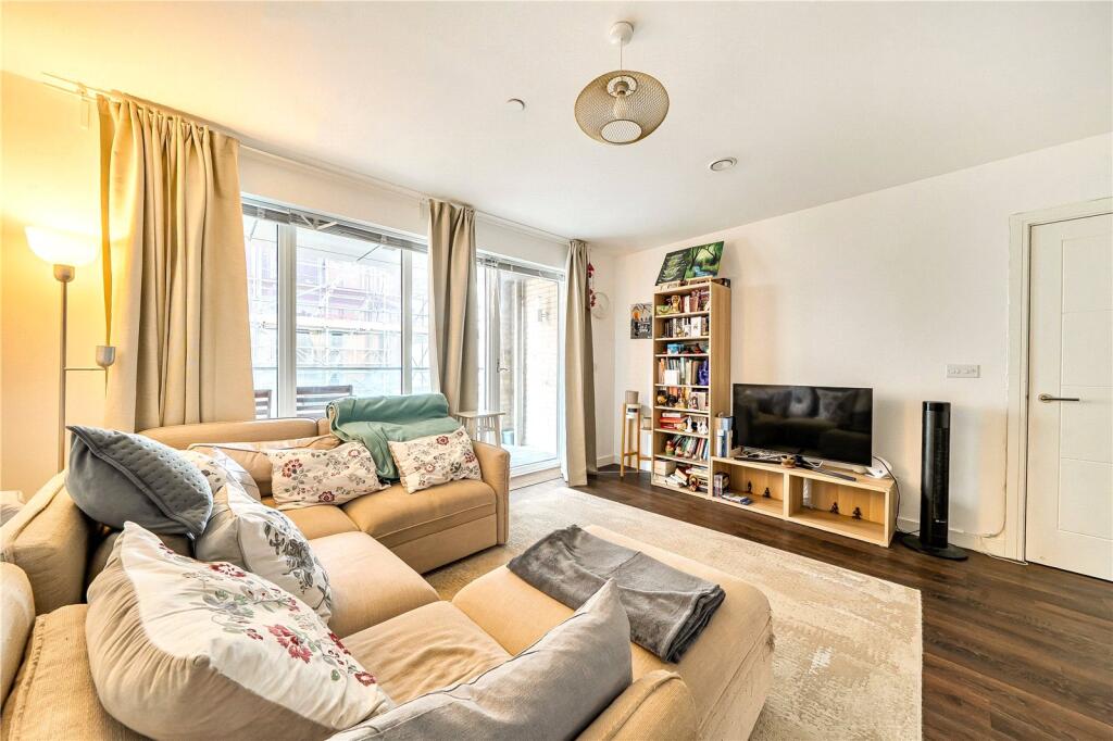 Apartment in London - View 3