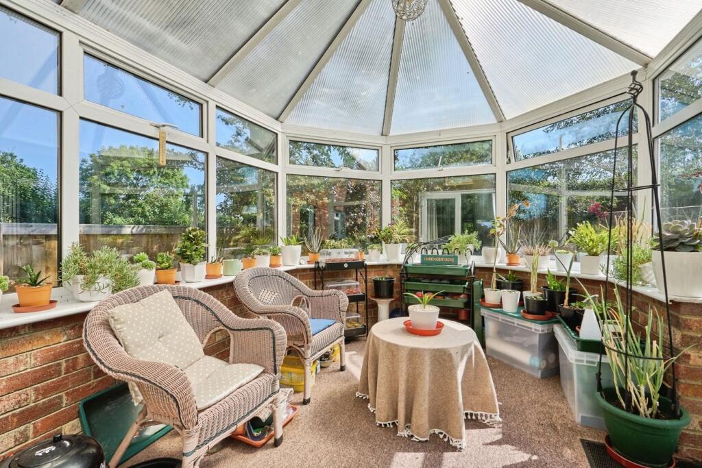 House in Ryde, Wootton Bridge - View 4