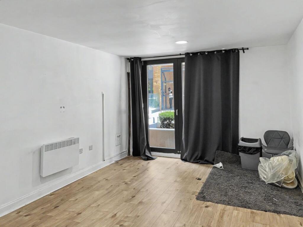 Apartment 252 Southside, St. John's Walk, Birmingham, West Midlands, B5 4TL - View 3