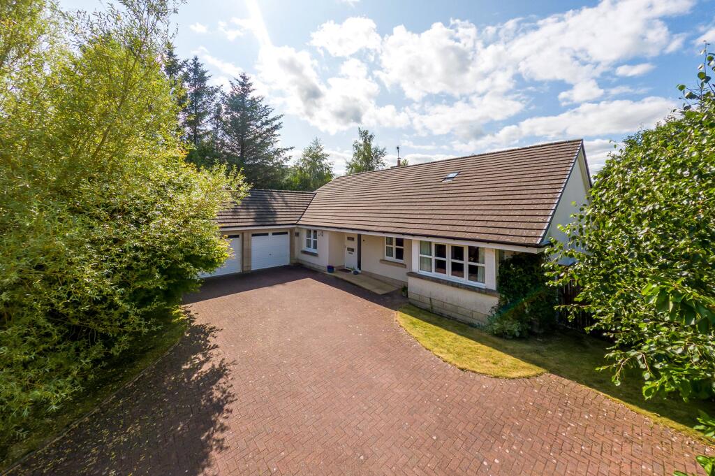 Main image of property: Witchwood Grove, Newton Mearns, Glasgow, East Renfrewshire