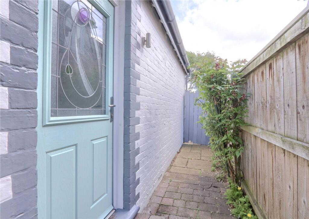 House in Stockton-on-Tees, Redcar and Cleveland - More