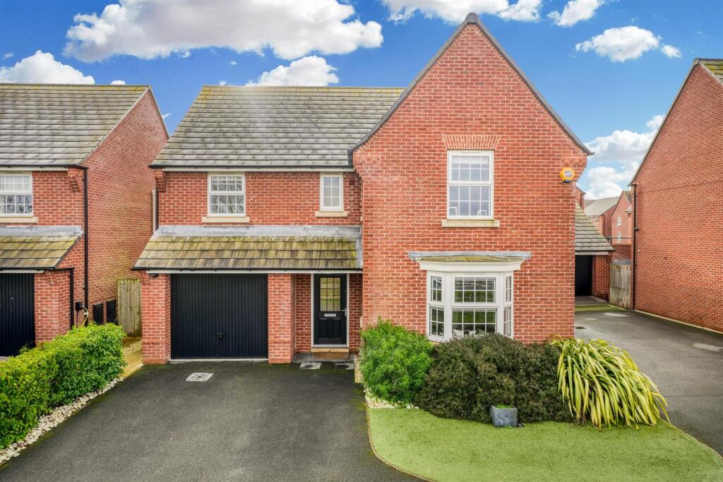 Main image of property: Simcoe Close, Earls Barton, Northampton