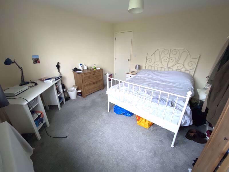 5 bedroom detached house for rent