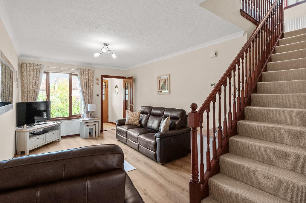 Eastcroft Drive, Polmont, FK2 0SU photo 4