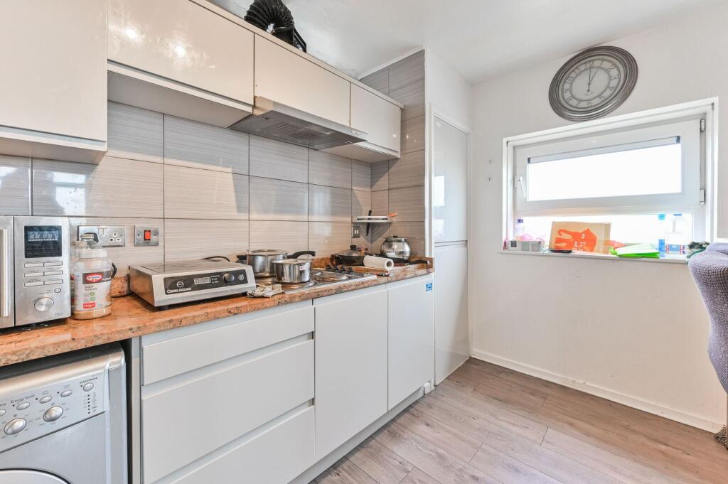 Property photo 8