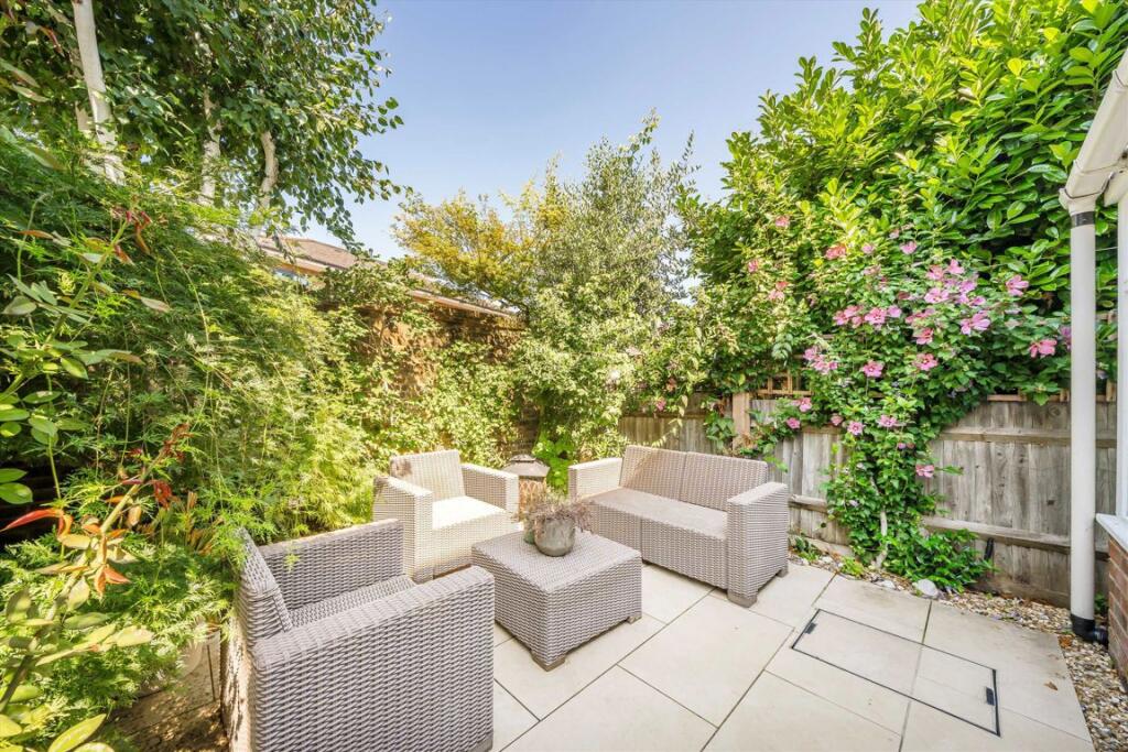 House in London - View 4