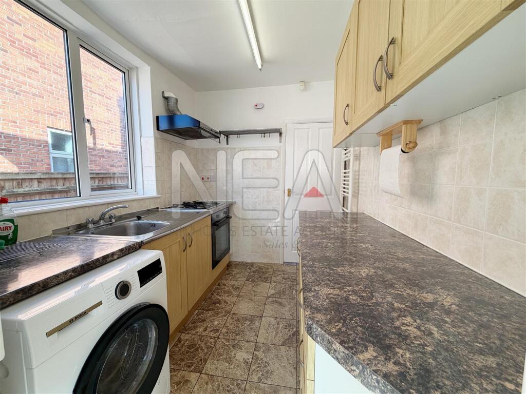 House in Reading, Caversham - View 5