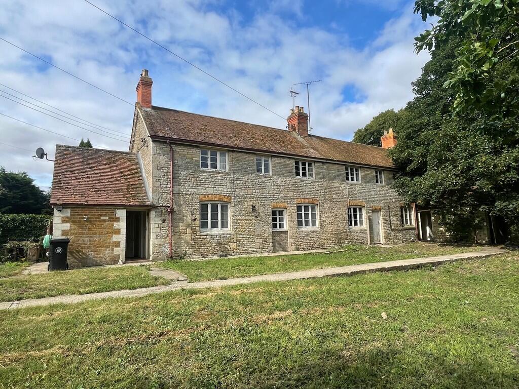 Main image of property: 1 & 2 Riverside Cottage, Swinstead Road, Creeton, NG33 4PZ