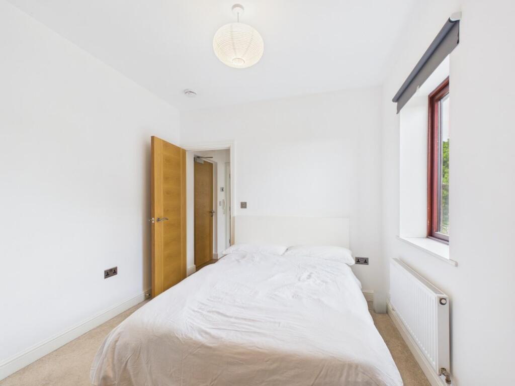 Apartment in Thornbury, South Gloucestershire - View 5