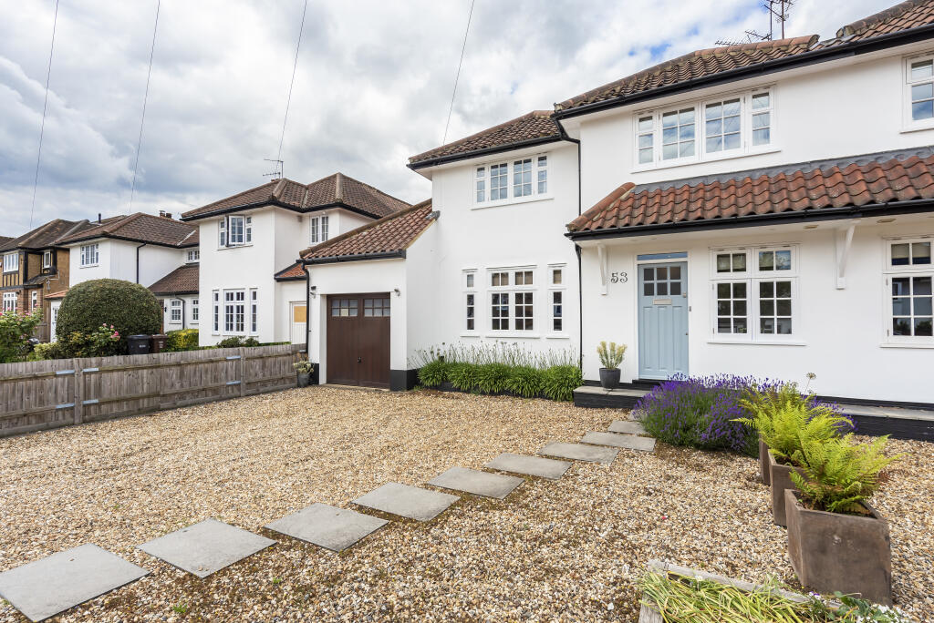 Main image of property: Gurney Court Road, St. Albans, AL1