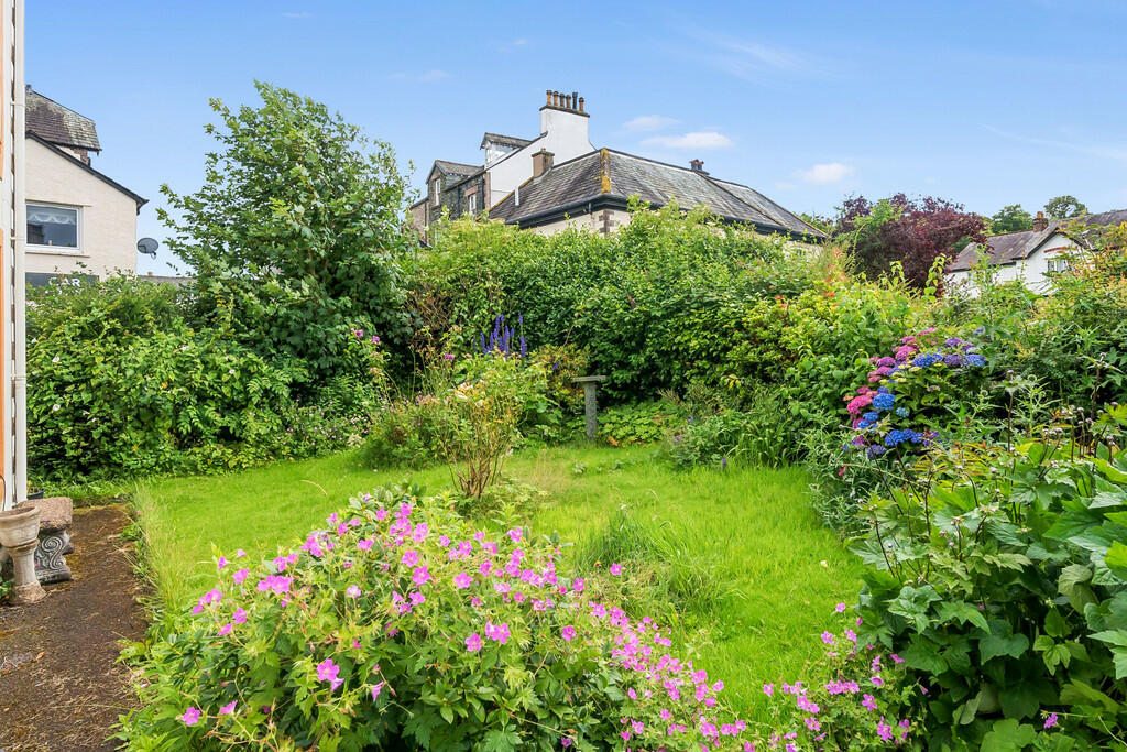 Oak Leaf House, Ambleside Road, Keswick, Cumbria, CA12 4DL photo 3
