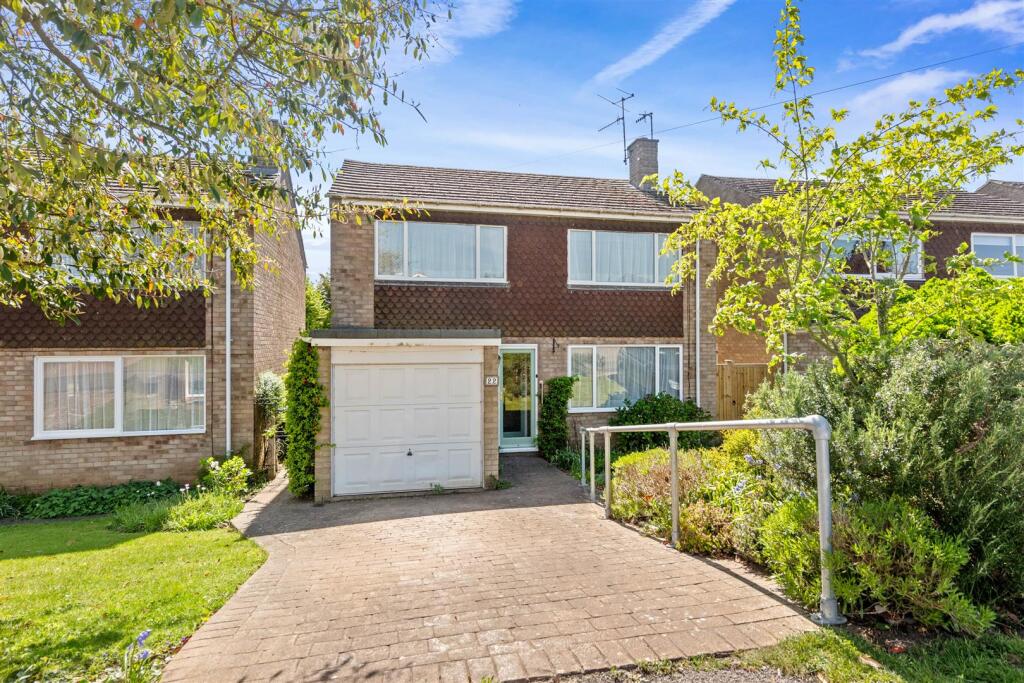 Main image of property: Blackthorn Road, Stratford-Upon-Avon